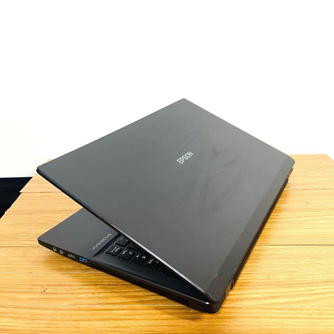 すぐ使える快適SSDノートパソコンWindows11オフィスDVDカメラ