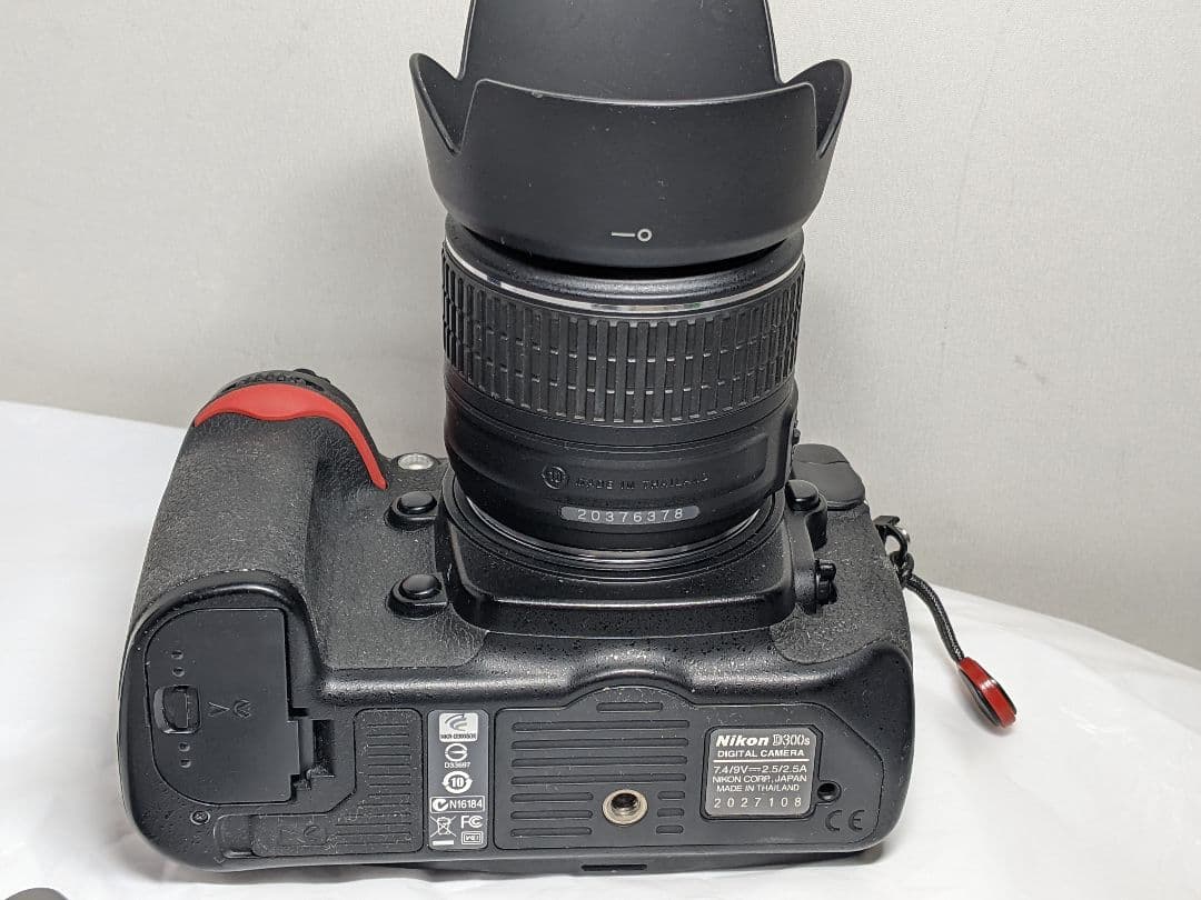 Nikon D300S カメラ AF-S DX NIKKOR 18-55mm