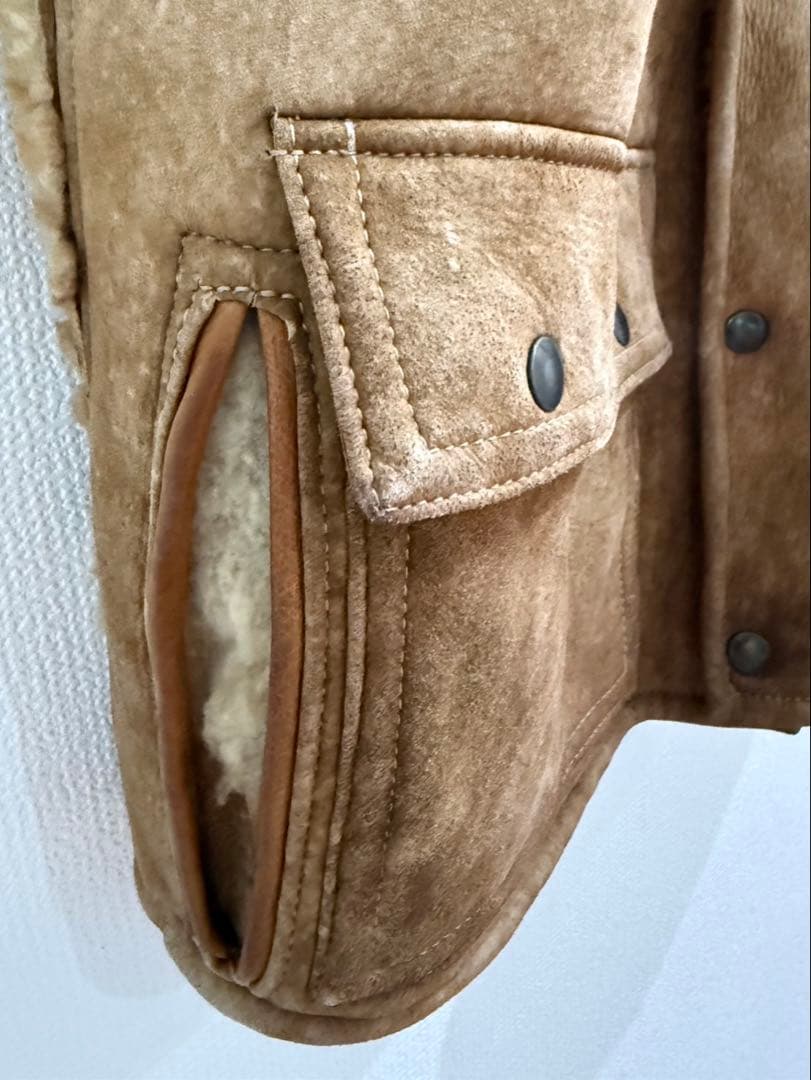 ムートン ベスト　ヴィンテージ