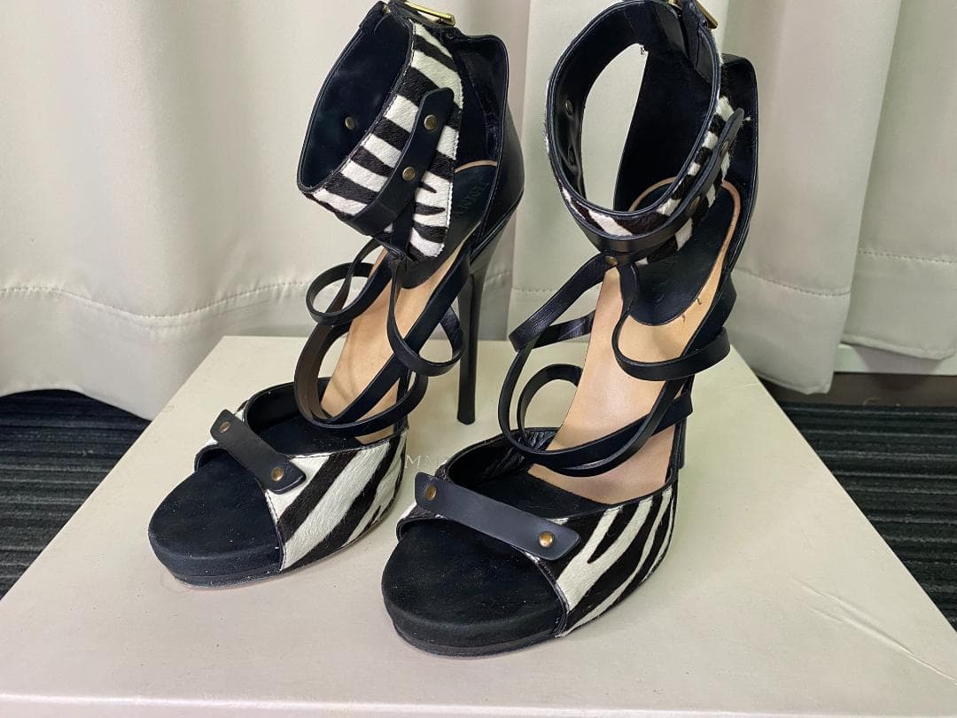JIMMY CHOO ゼブラ ハイヒール パンプス レディース