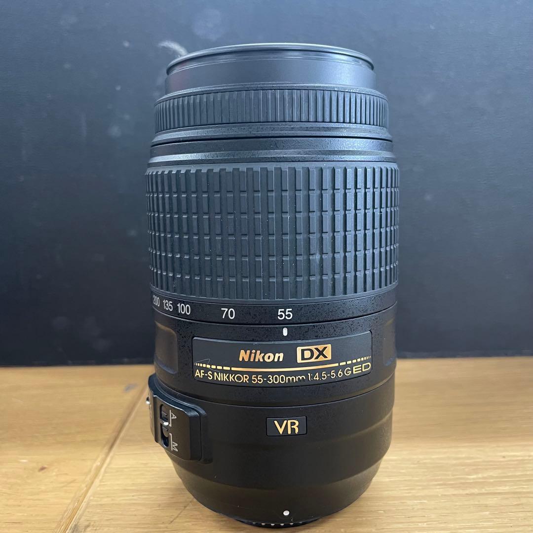 ①Nikon AF-S Nikkor 55-300mm F4.5-5.6G VR