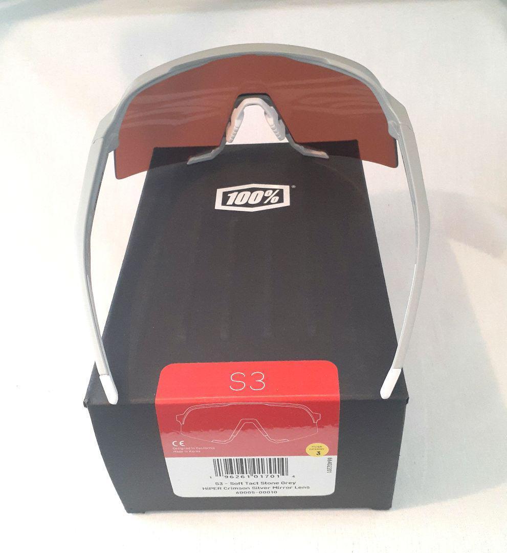100% S3 Stone Grey クリムゾン ワンハンドレッド サングラス