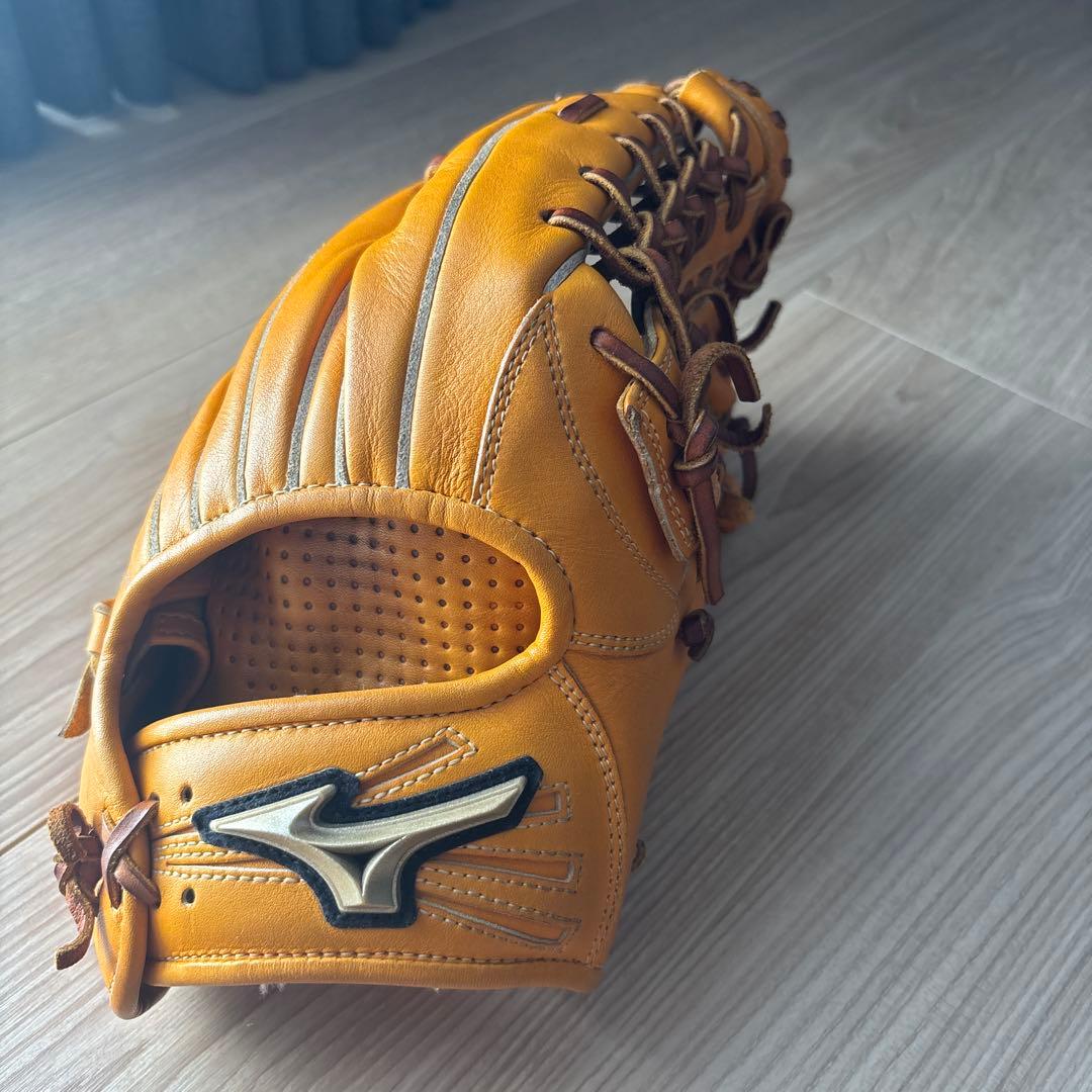 ミズノ 軟式　外野用グローブ オレンジ