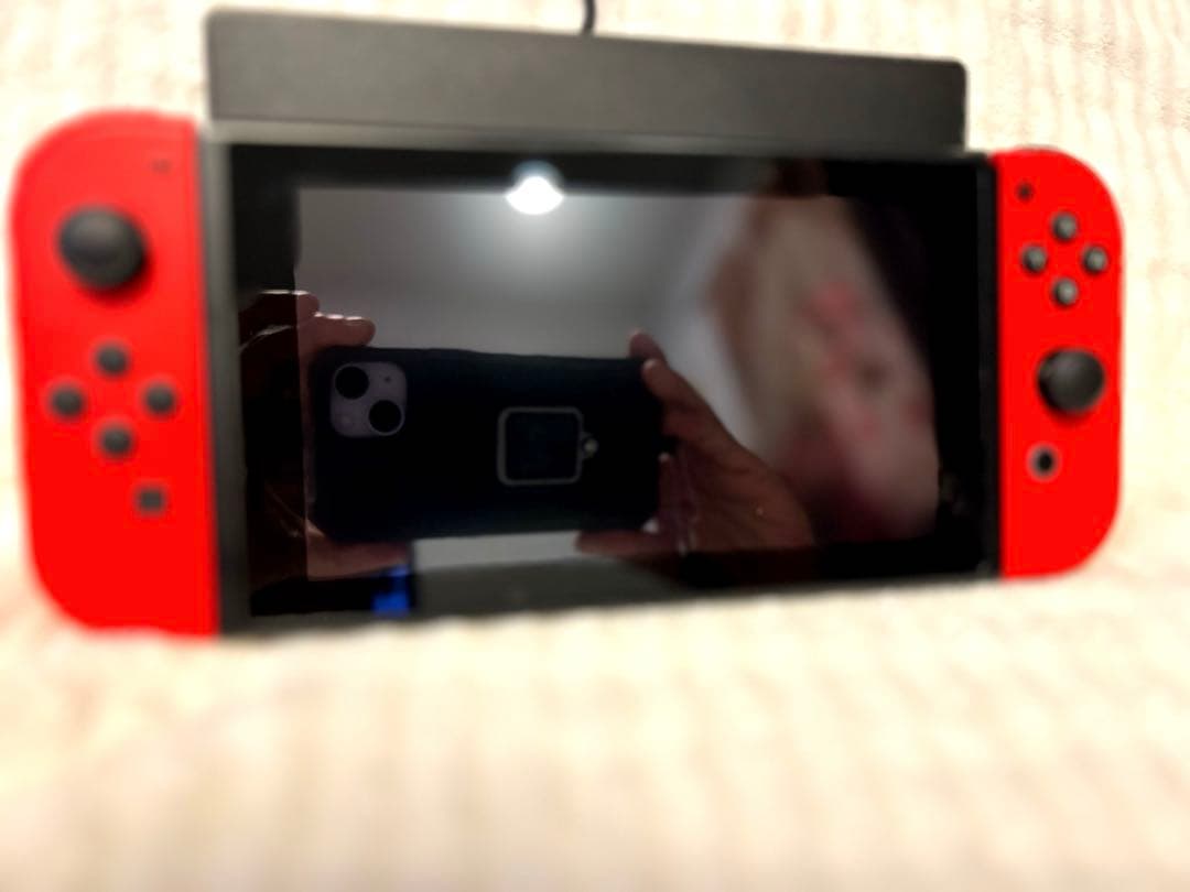 Nintendo Switch 本体 赤