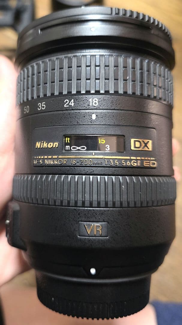 Nikon ニコン D7500 一眼レフカメラ　18-200mm純正レンズ 付き