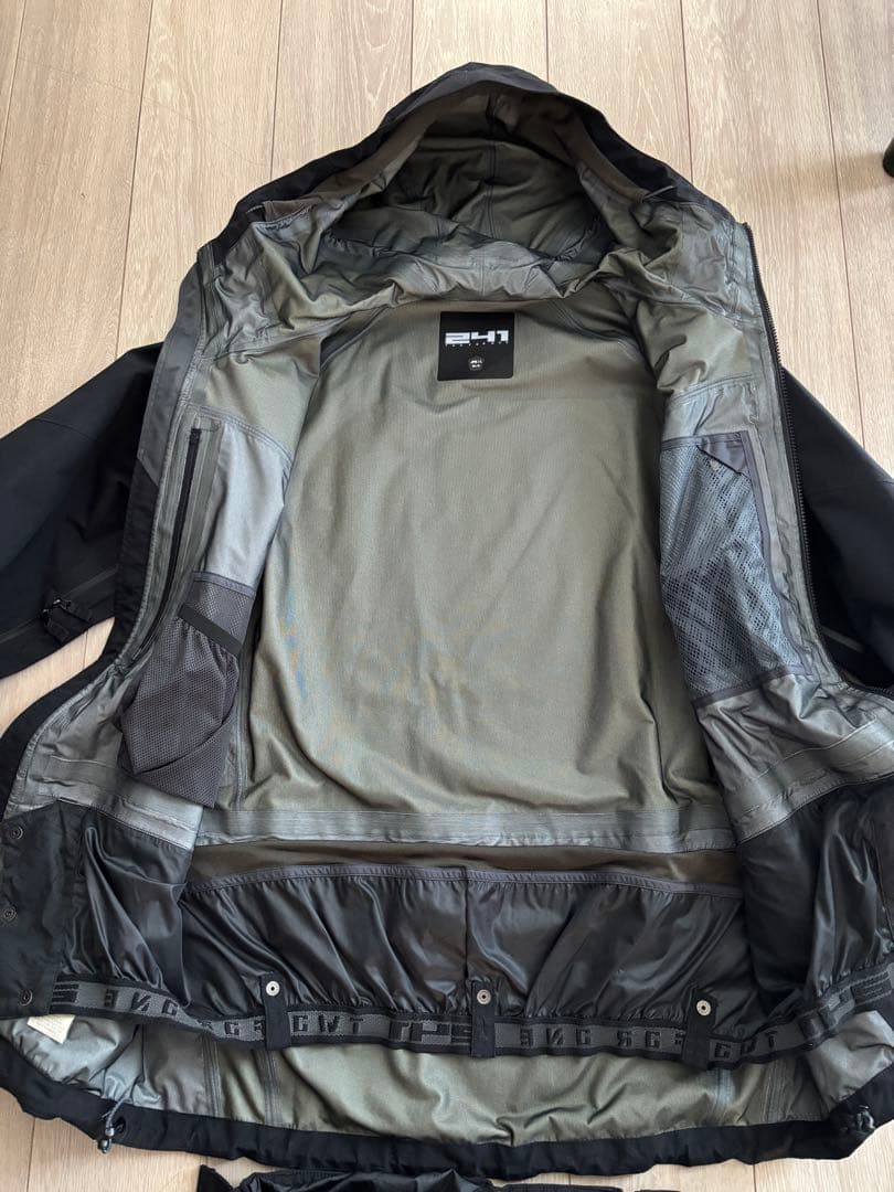 241 スノーボードウェアセット ブラック