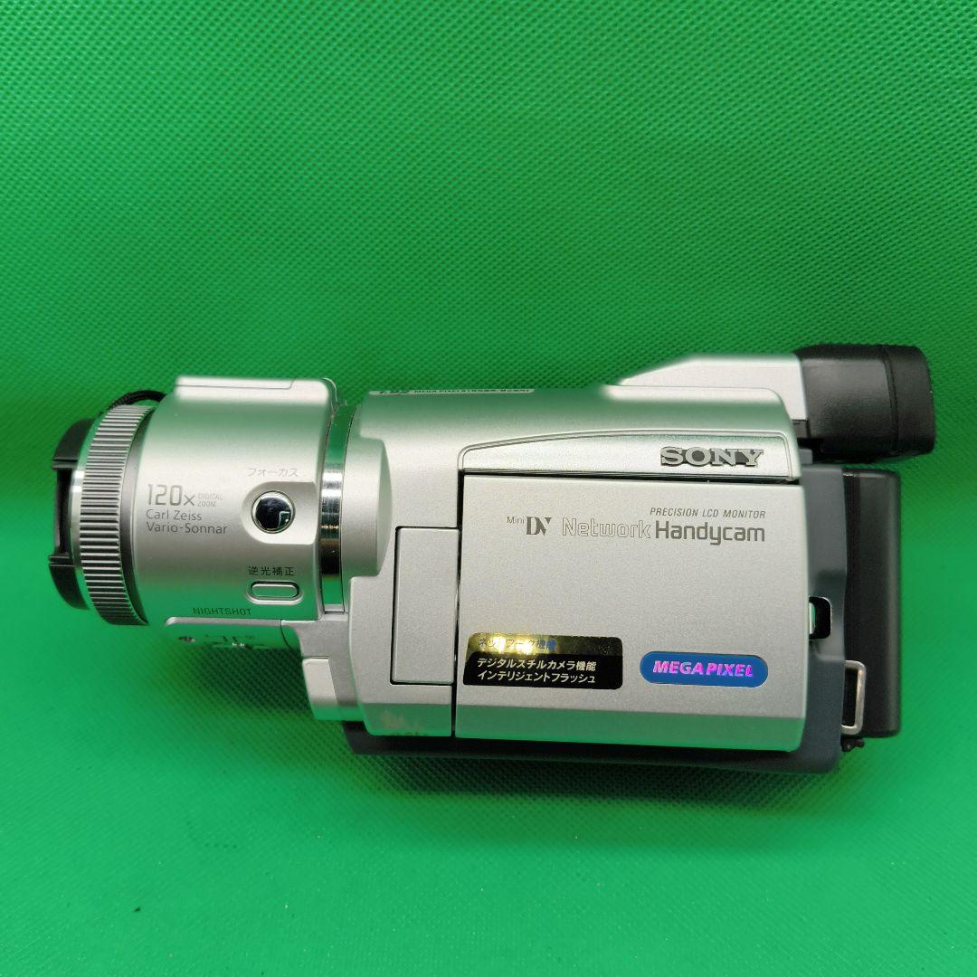 【ナイトショット付き】Sony Handycam DCR-TRV70 ミニDV