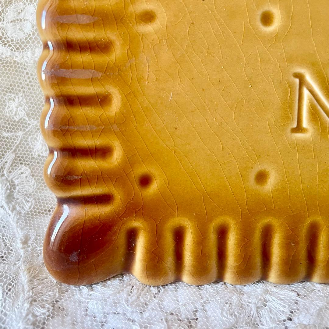 LUビスケット　陶器プレート　トリベット鍋敷き　フランスアンティークヴィンテージ