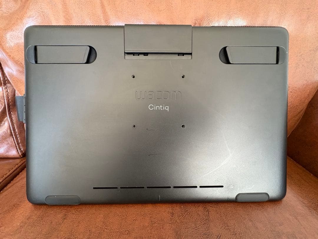 Wacom Cintiq 液晶ペンタブレット