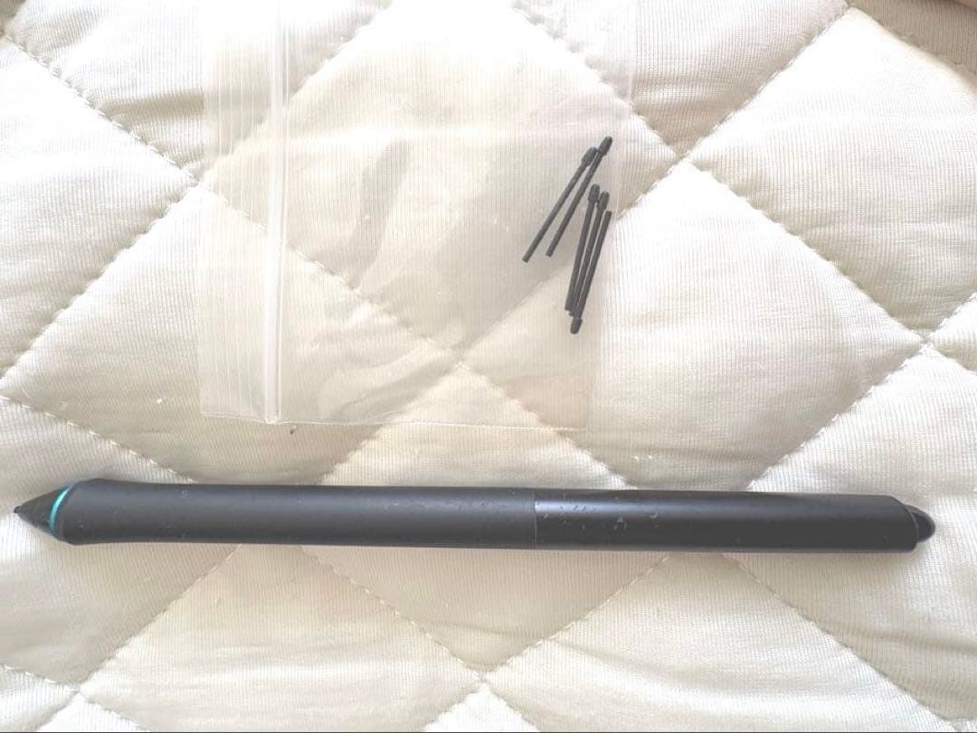 Wacom Cintiq 液晶ペンタブレット