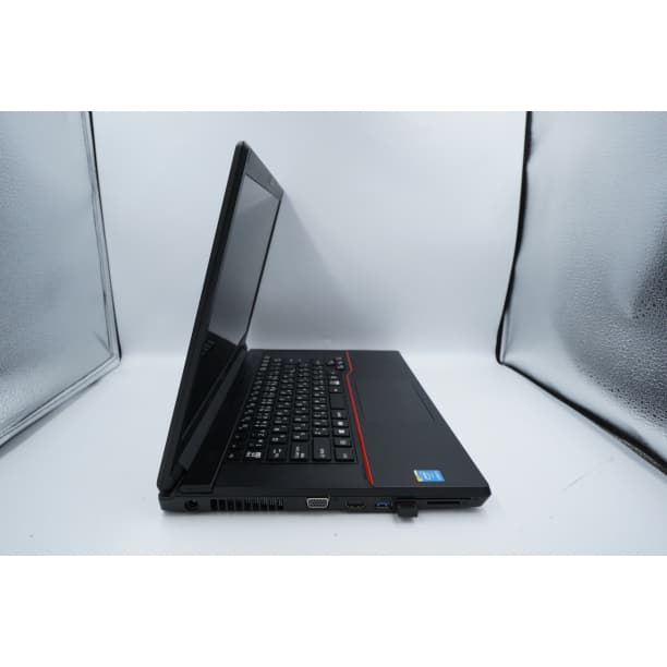 バッテリー◎ フルHD 15 富士通 i5-4 SSD128GB オフィス