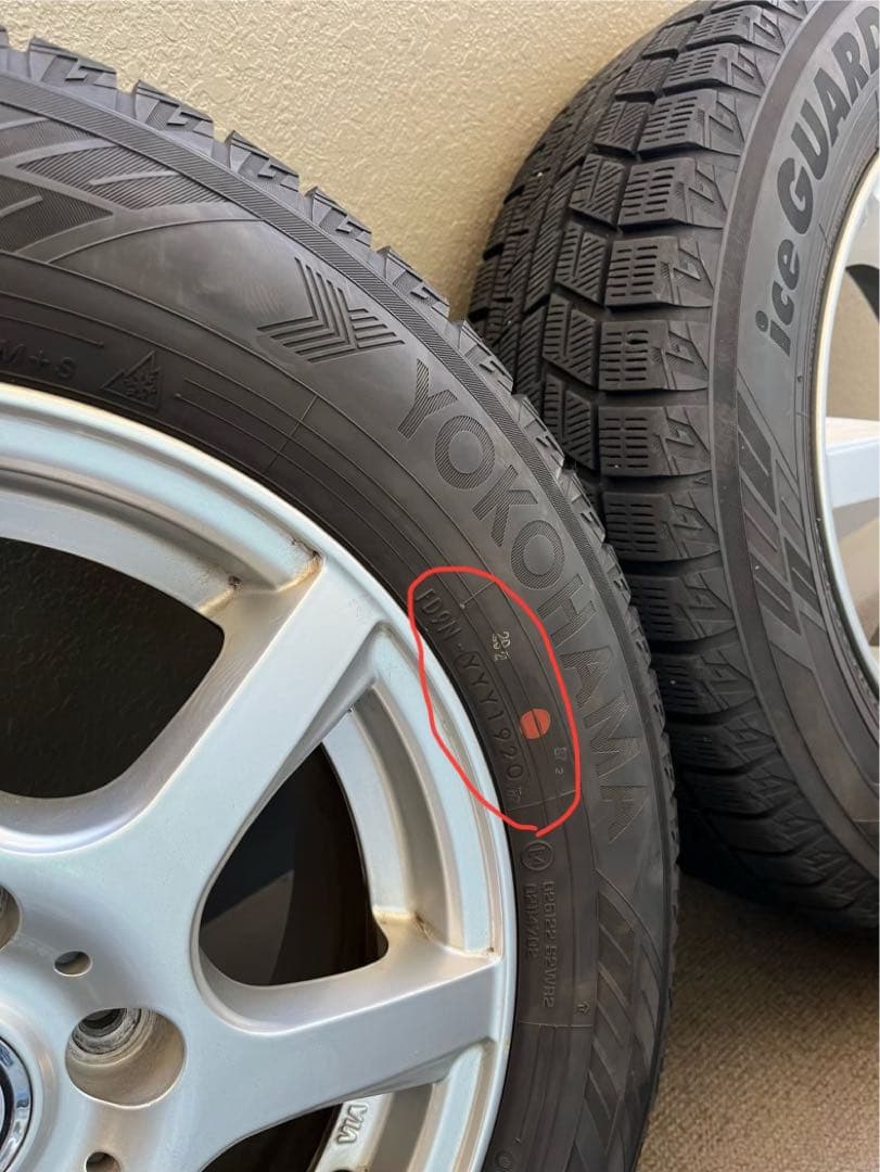 中古スタッドレスタイヤ・ホイール　4本セット