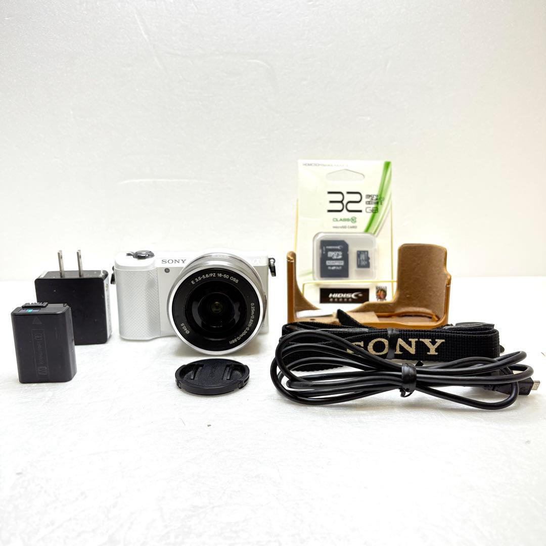 人気ホワイト✨自撮り&Wi-Fi❤️ソニー α5000 パワーズームレンズキット✨