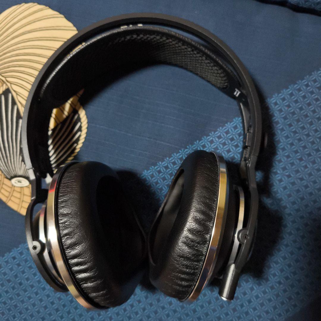 新品同様　AKG K872 マスターレファレンスヘッドフォン　おまけ有り