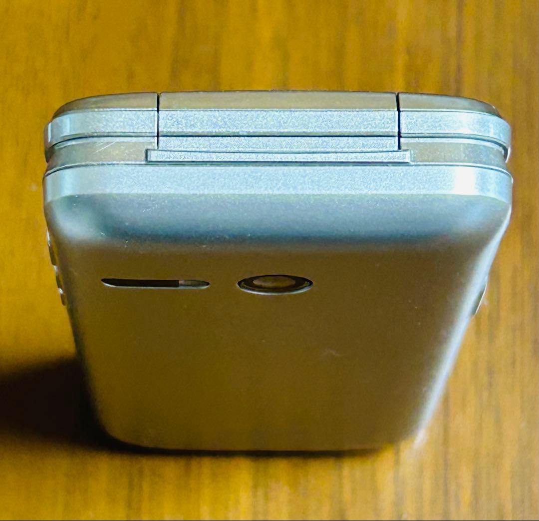 KYOCERA 京セラ KYF43 かんたんケータイライト シャンパンゴール ド