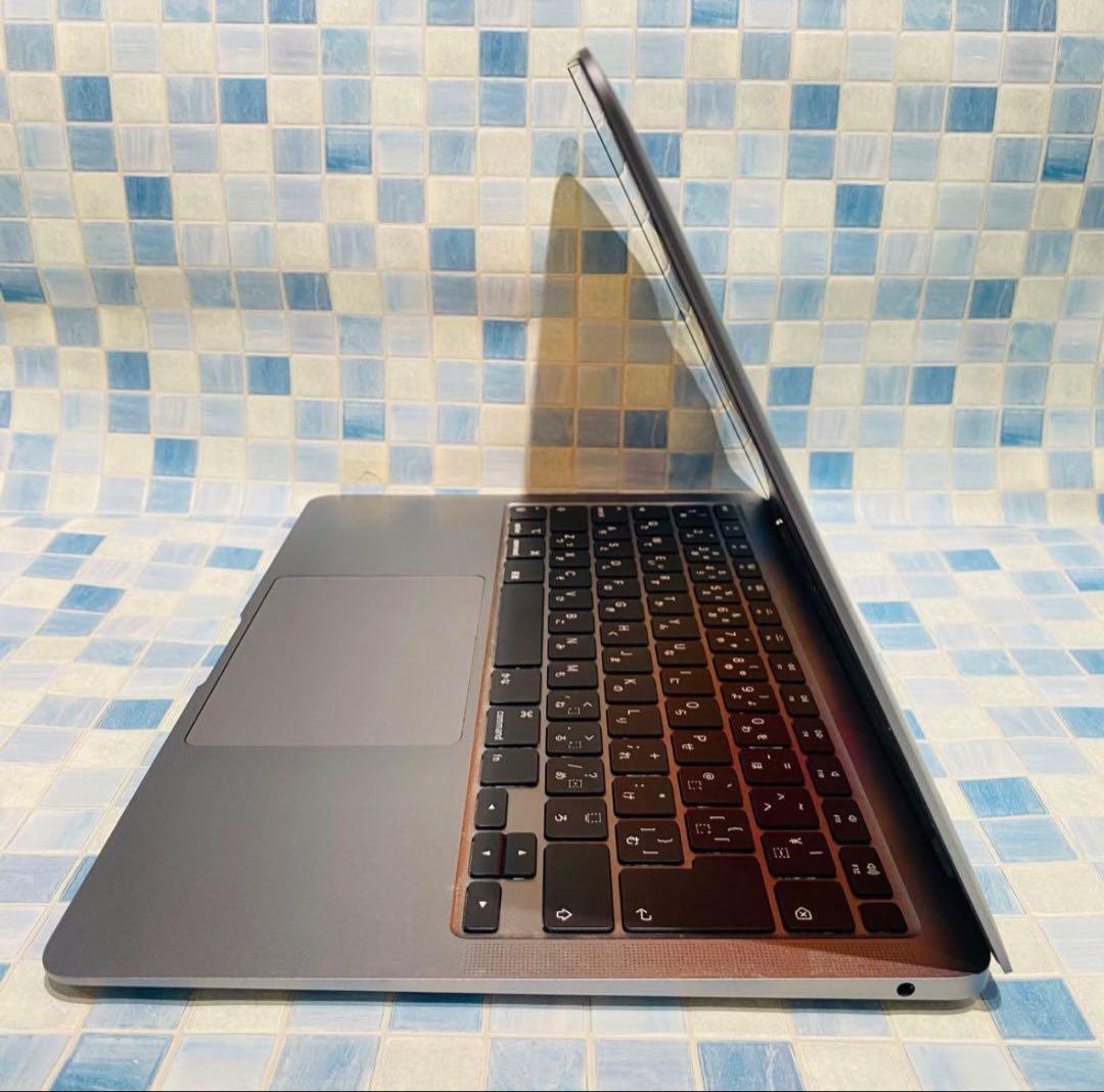 MacBook本体 MacBook Air 13 2020 i3 8GB 256GB A2179