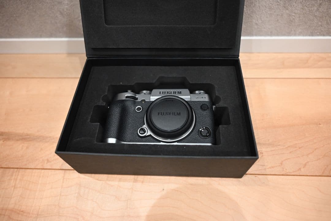 【ミラーレスカメラ】FUJIFILM X-T1 箱付き