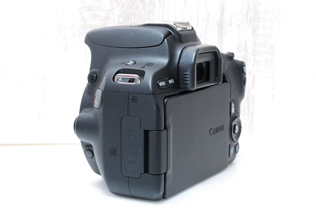 ❤️スポーツ観戦や推し活に❤️望遠レンズセット❤️ Canon Kiss X9