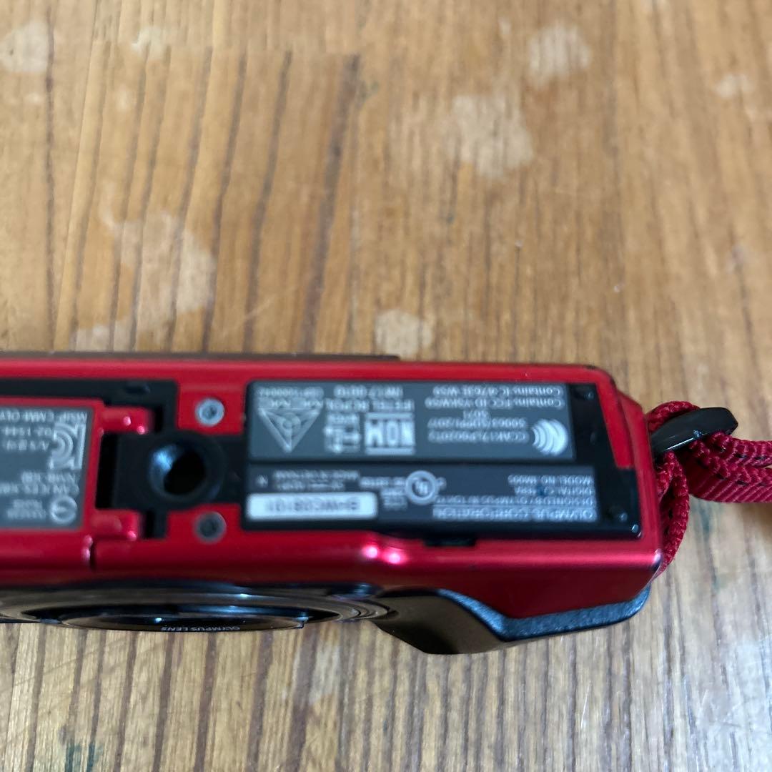 Olympus Tough レッド コンパクトデジタルカメラ