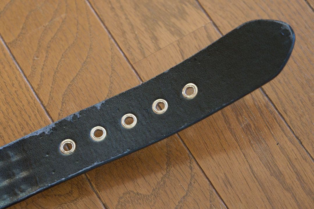 666 3連スタッズベルト