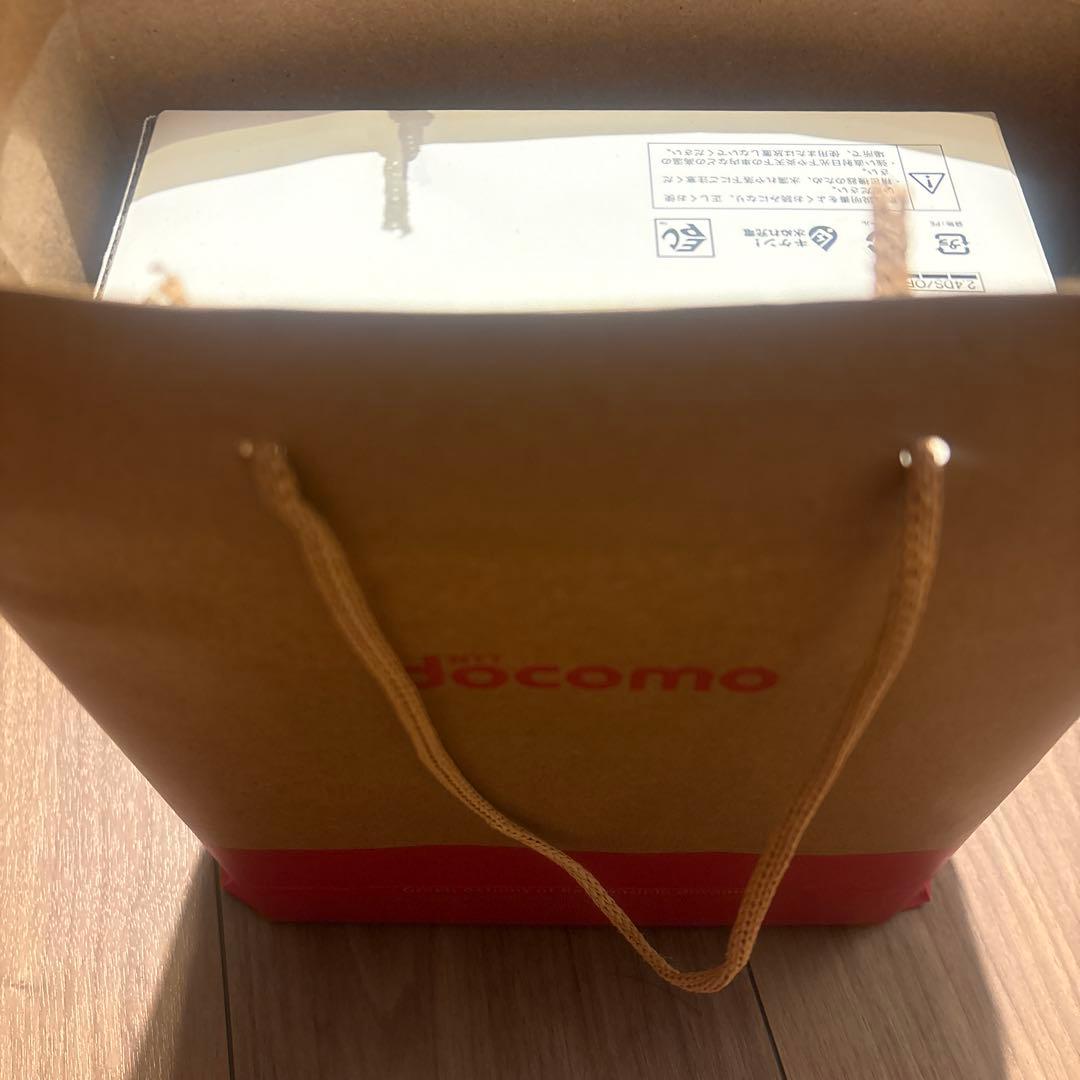 【新品未使用】docomo  5G HR02