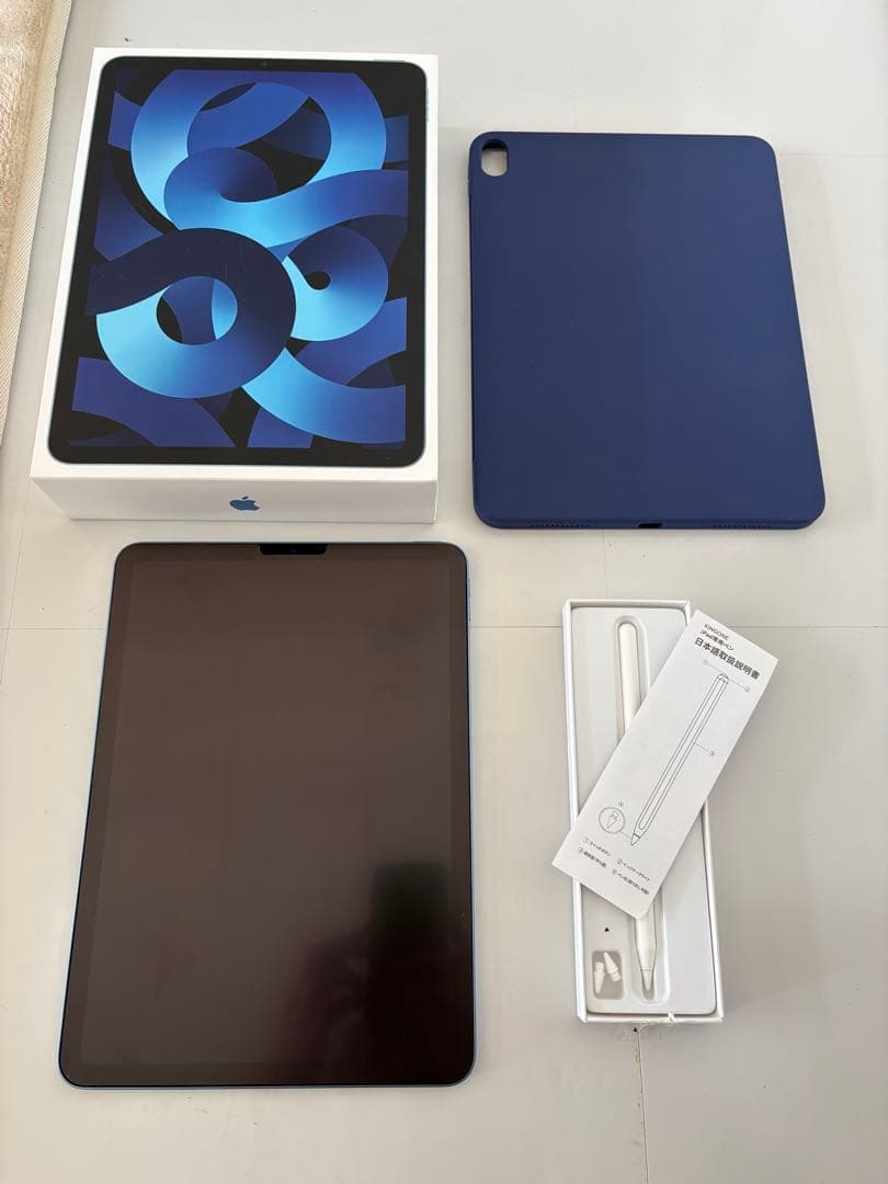 【外箱・ペン・ケース付】iPad Air 第5世代 64GB Wifiモデル