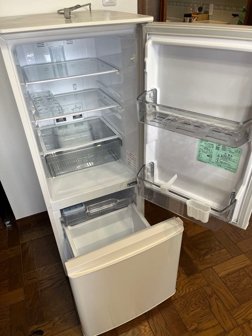 三菱 MR-P15K-W 冷蔵庫 ホワイト 2024年製