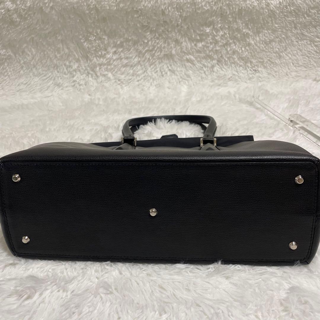 土屋鞄トートバッグ　ブラックレザーHINON ヒノン