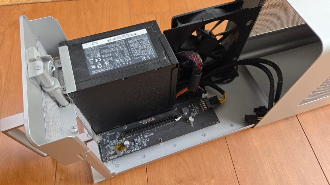 Razer Core X 外付けGPU