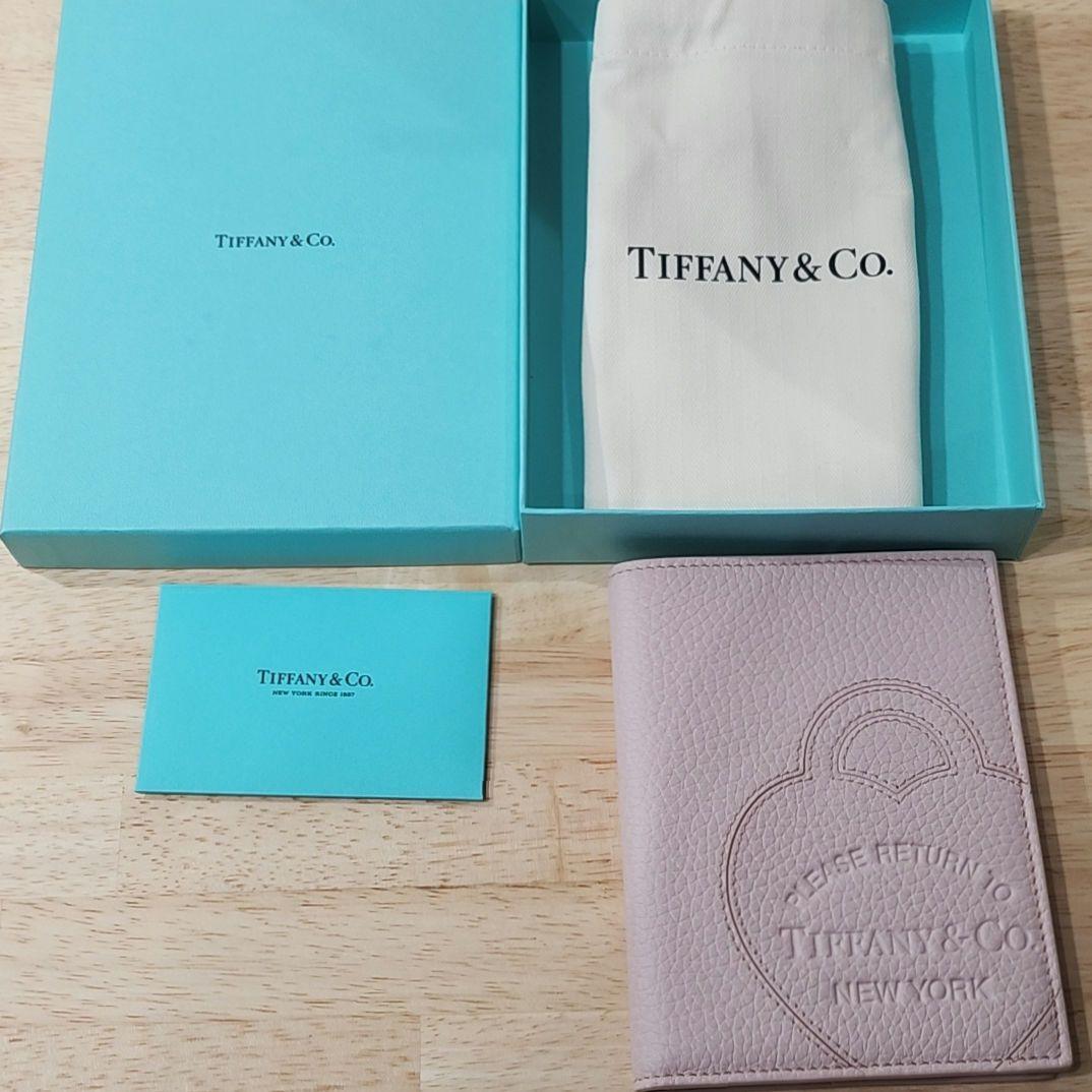 【新品未使用】TIFFANY &Co .　パスポートケース ピンク