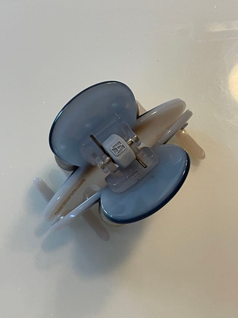 ALEXANDRE DE PARIS パール付きヘアクリップ S