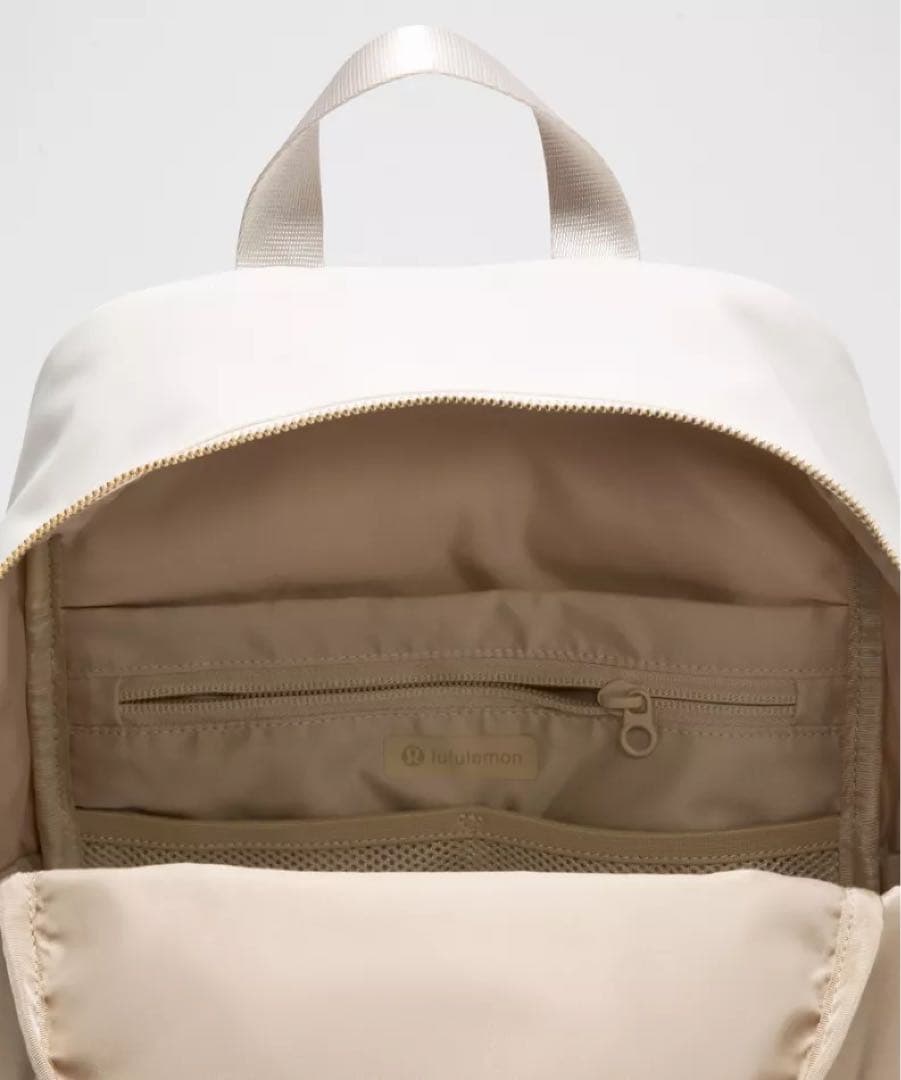 新品未使用　ルルレモン　lululemon リュック　バッグ