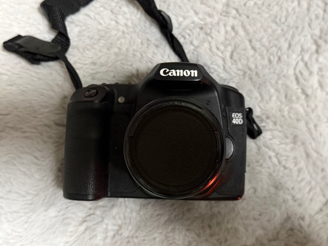 Canon 一眼レフカメラ EOS40D 望遠レンズ付き ストロボ付き カバン付
