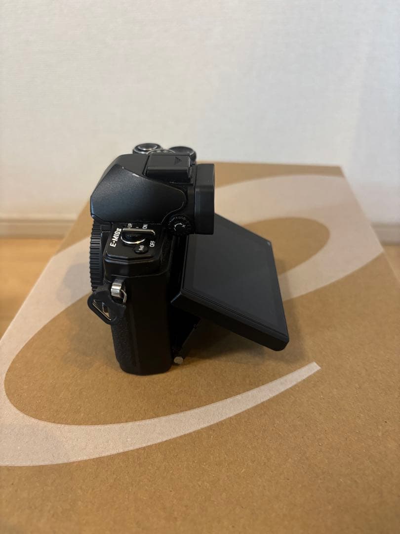 【OLYMPUS】 OM-D E-M10 MarkII EZダブルズームキット