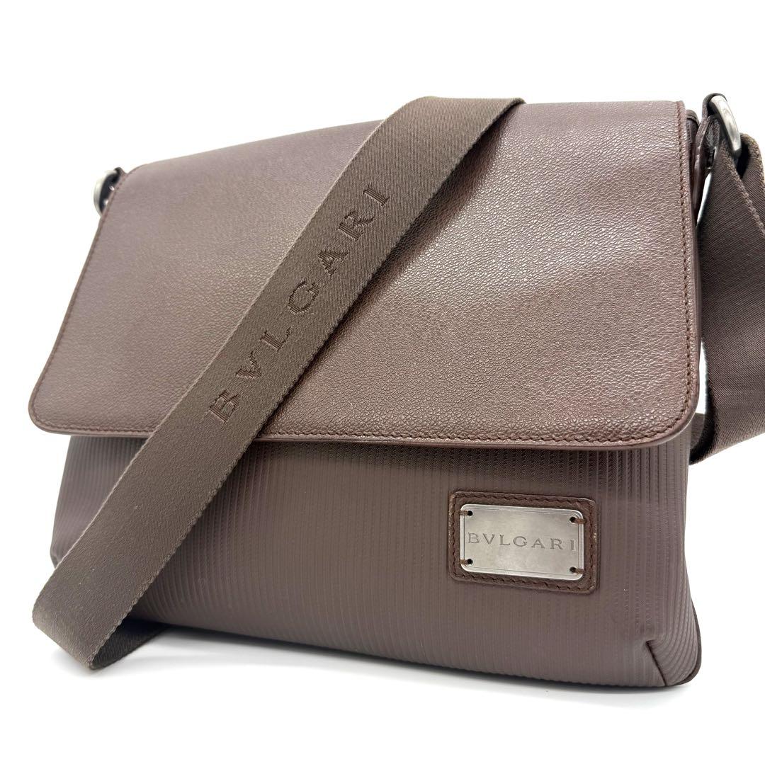 ★希少モデル★ブルガリ 本革 メッセンジャーバッグ ロゴプレート ロゴショルダー