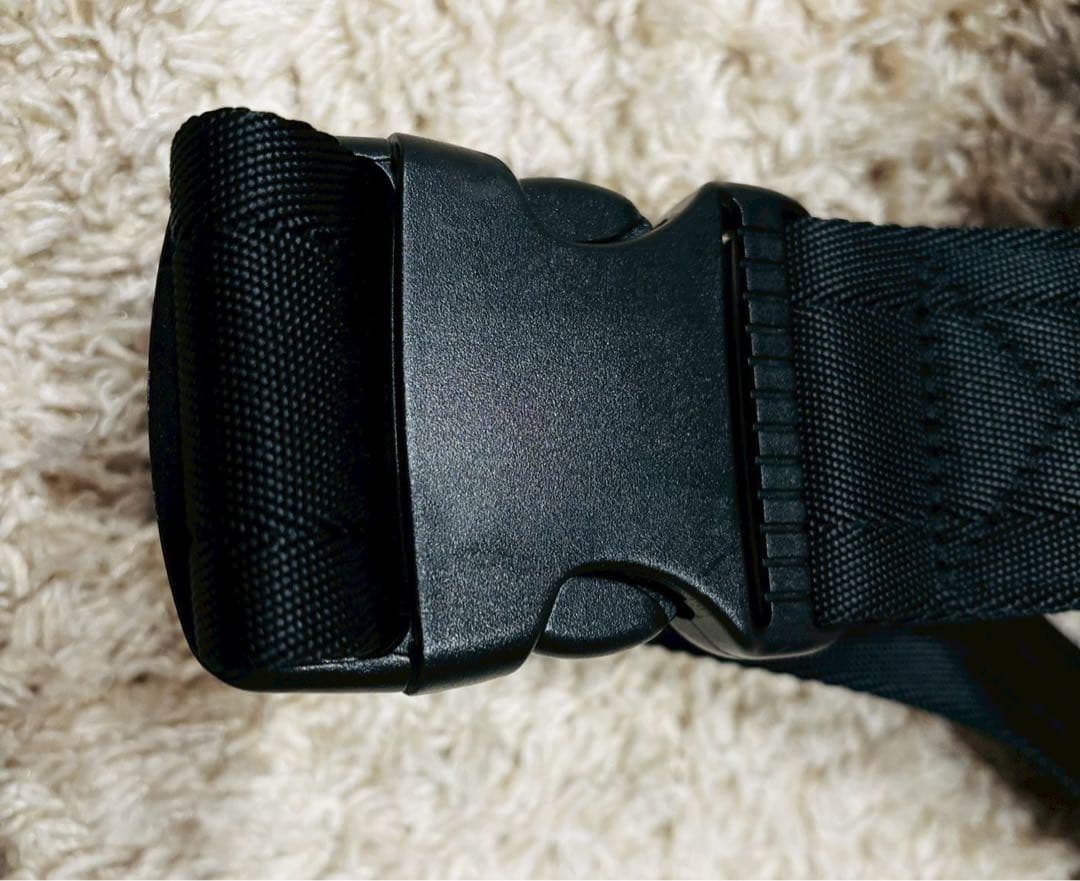 美品✧DIESEL ディーゼル BIG ラバー ロゴ ショルダーバッグ ブラック