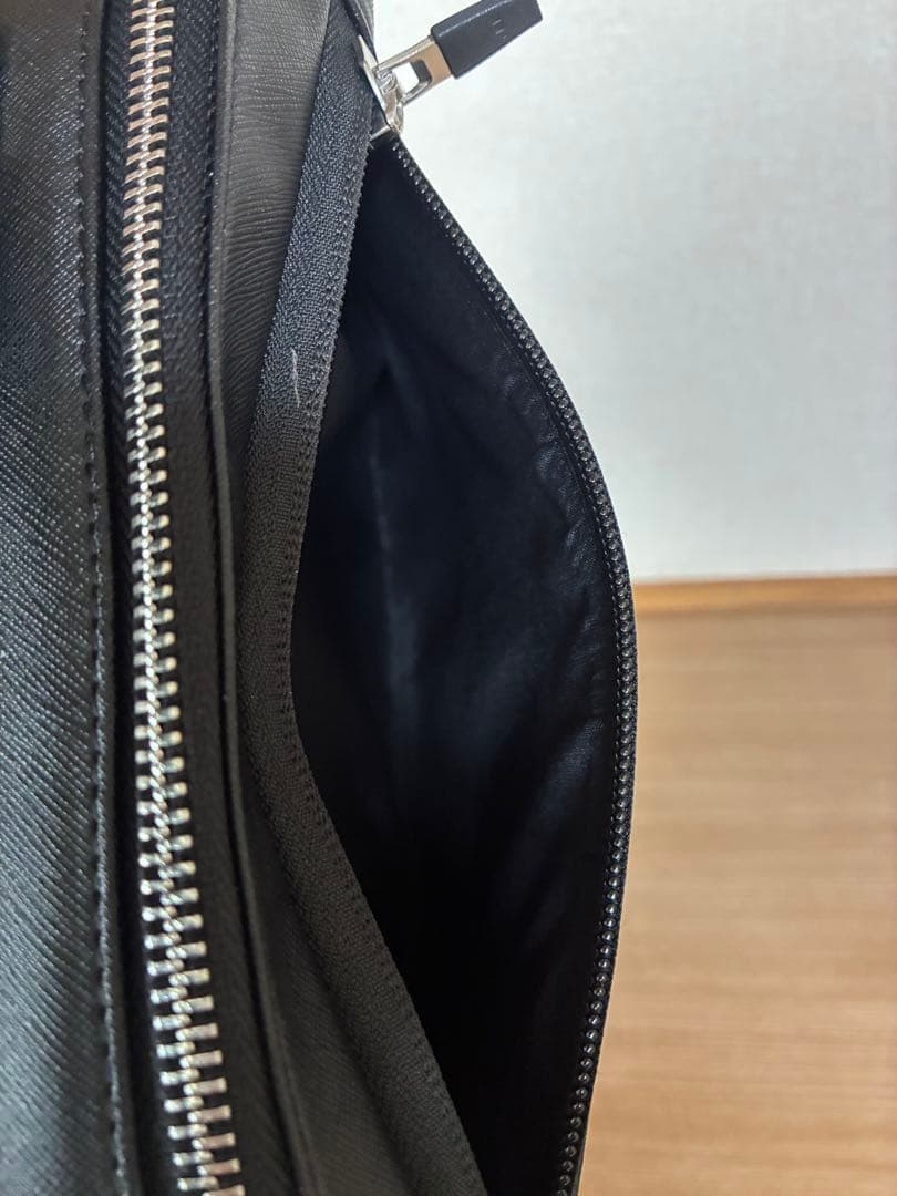 TAKEO KIKUCHI 薄マチ ビジネス バックパック サフィアーノ調