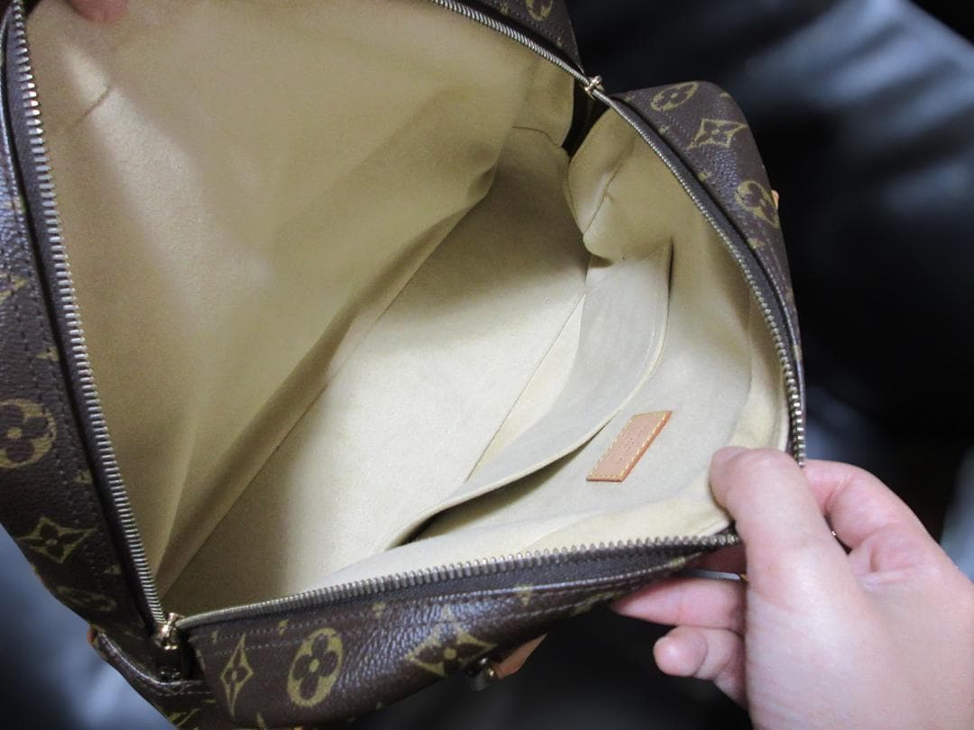 Louis Vuitton モノグラム マンハッタンGM #FL0088