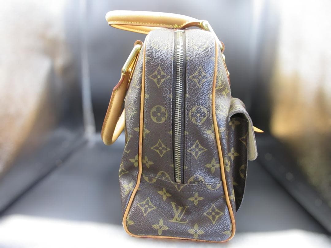 Louis Vuitton モノグラム マンハッタンGM #FL0088