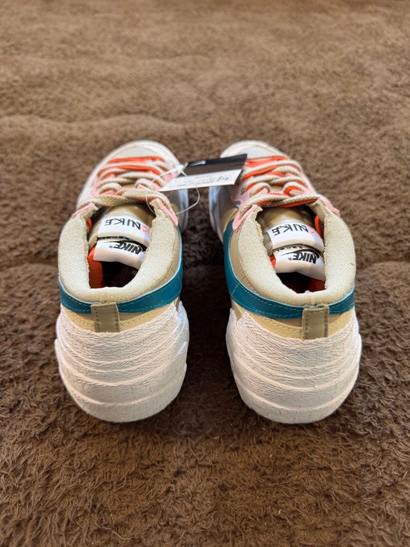 【新品】KAWS sacai Nike Blazer Low ナイキ サカイ