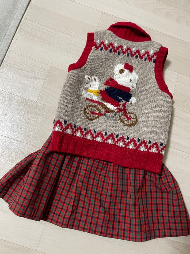 自転車に乗ったキャラクターのワンピース