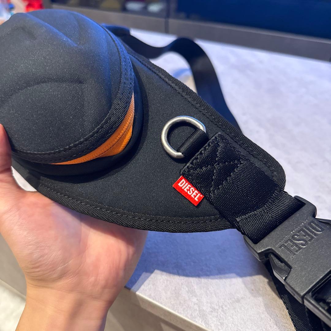 DIESEL ボディバッグ ほぼ未使用