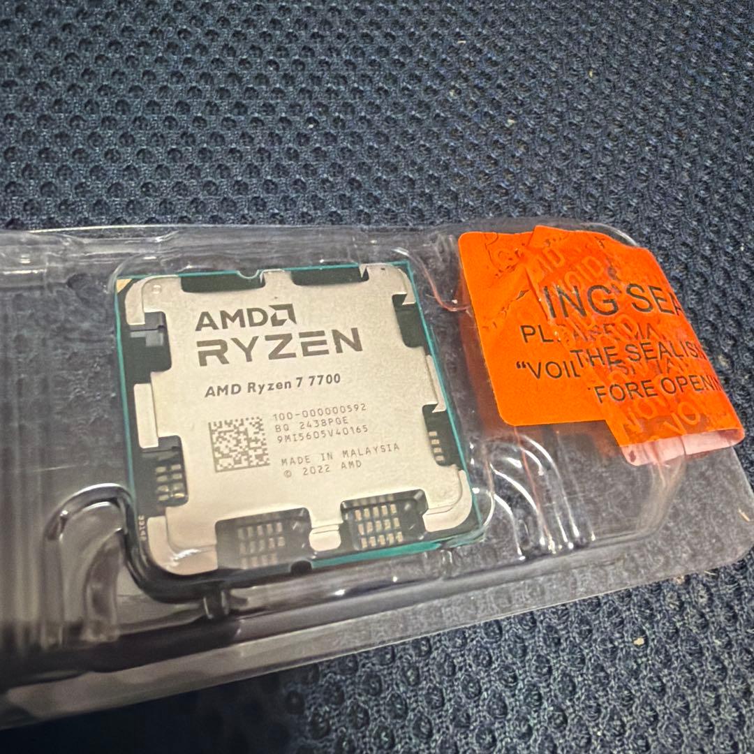 AMD Ryzen 7 7700 CPU 未開封