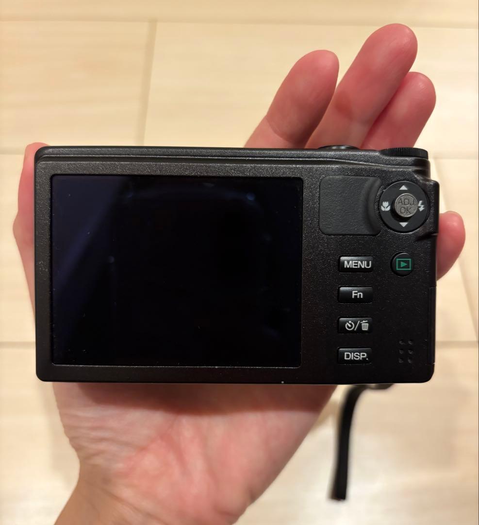 RICOH デジタルカメラ　CX4