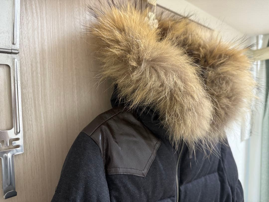 バーバリーブルーレーベル　ダウンジャケット　ダークグレー　36 S