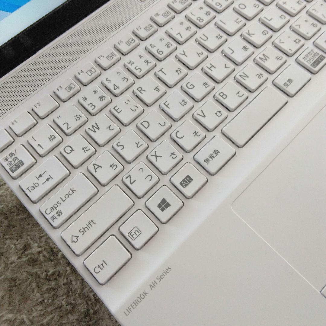 千８３ 綺麗 初心者にお勧め カメラ Office 8世代CPU　ノートパソコン