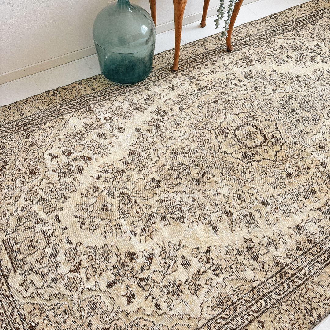 LEI　トルコ　大判　ヴィンテージラグ　ベージュ　ブラウン　グリーン