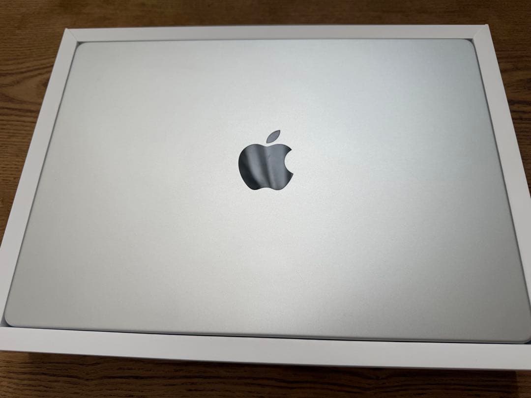 MacBook Pro 14インチ M1 16GB 512GB 美品 充放電少