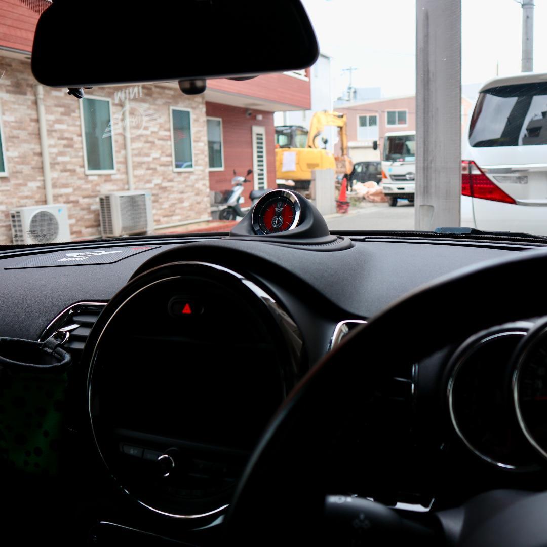 ★MINI F型・ポルシェ風のダッシュボード・アナログ時計（赤）★