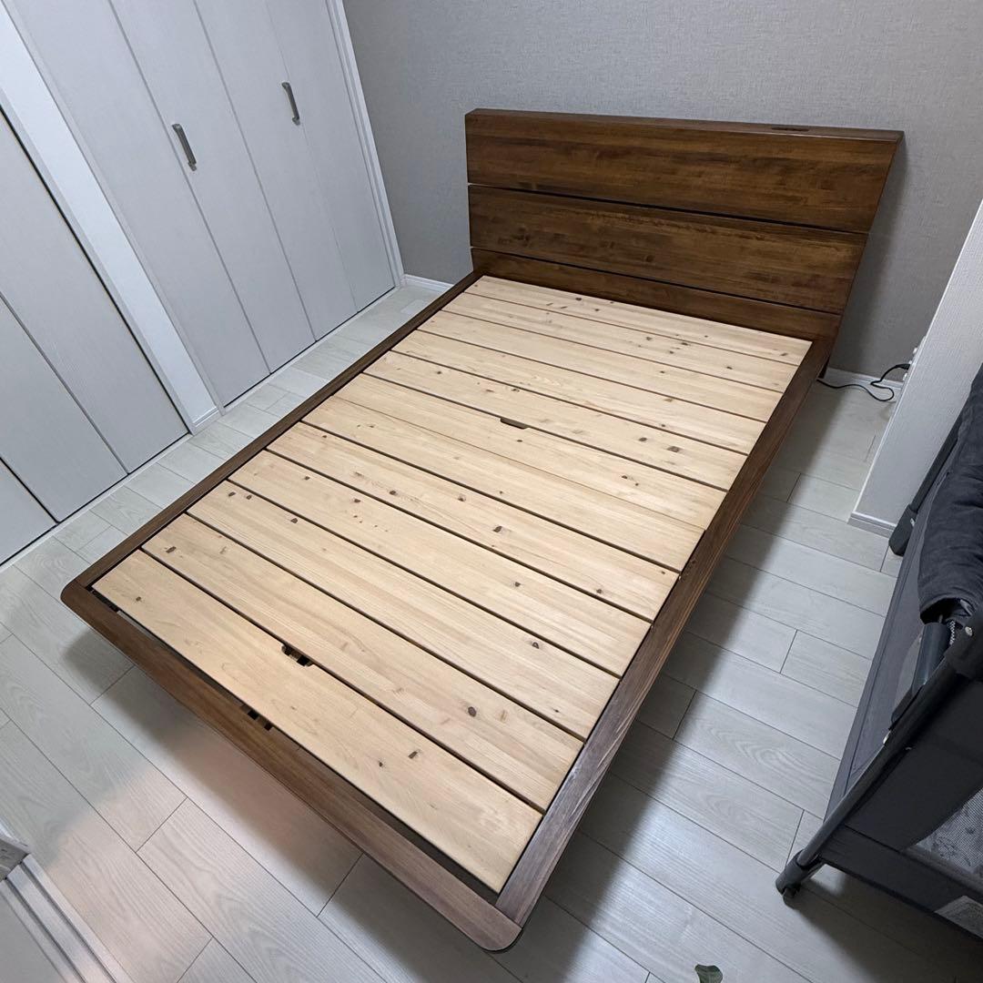 【LAGUNA VERDE様】シモンズ　ダブルベッドフレーム　四万十ヒノキ・香